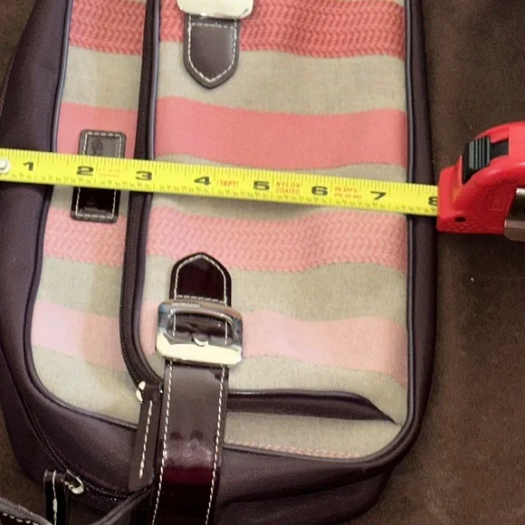 Authentic Longchamp Crossbody Bag - Picture 6 of 16